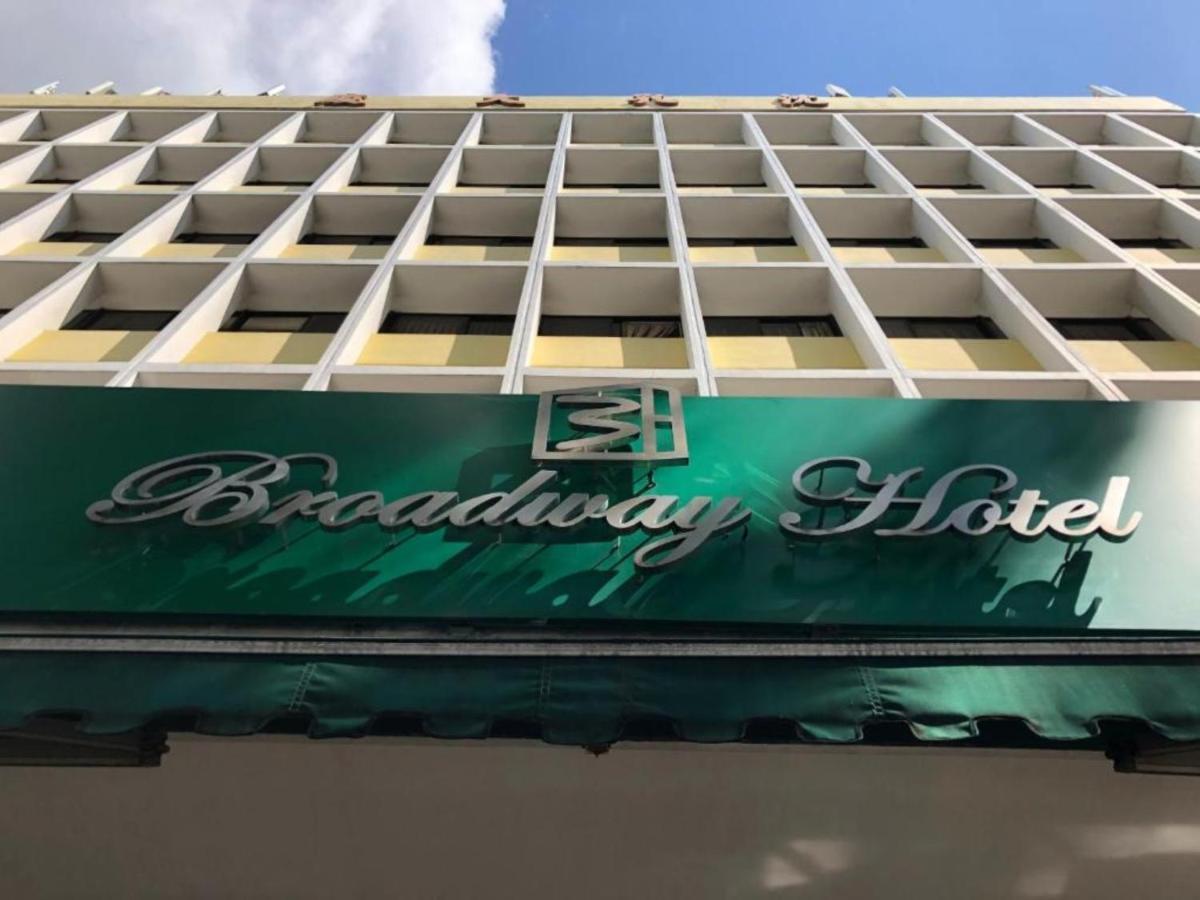 L Hotel At Broadway Singapore Bagian luar foto