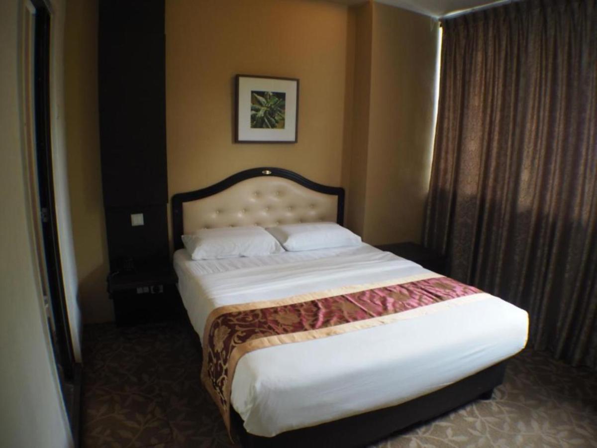 L Hotel At Broadway Singapore Bagian luar foto