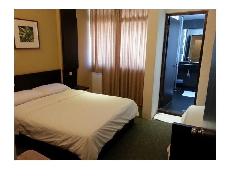 L Hotel At Broadway Singapore Bagian luar foto